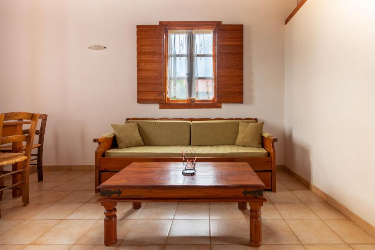 Porto Kalamitsi Stone-Built Bungalows Kardamyli Exterior photo